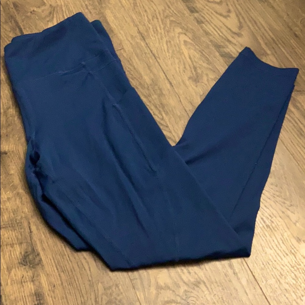 ZYIA Navy Pocket Light n Tights 7/8 Length